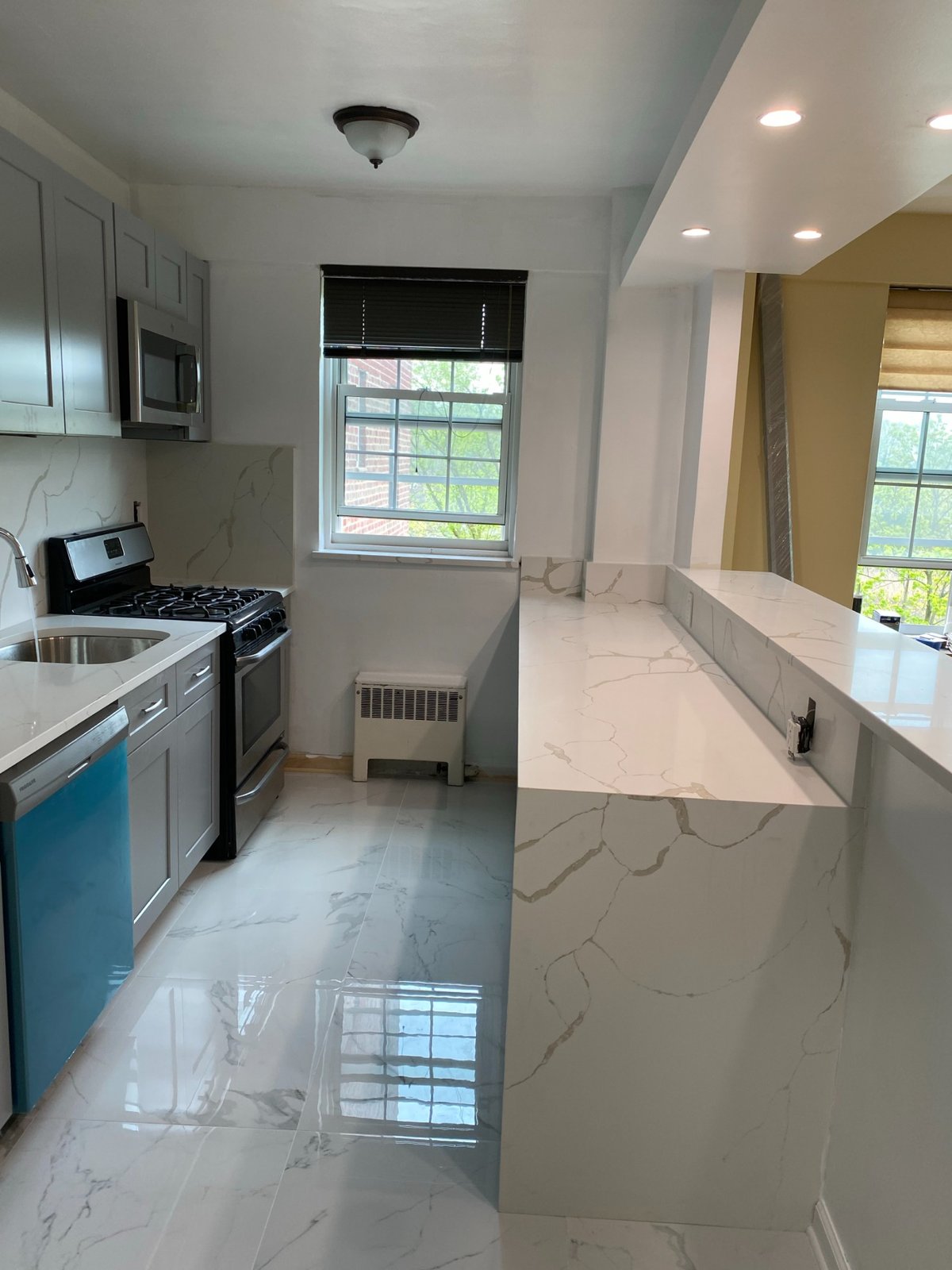 ALB Builds Kitchen